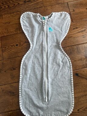 Love to dream grey sleep swaddle size newborn 1.0 tog